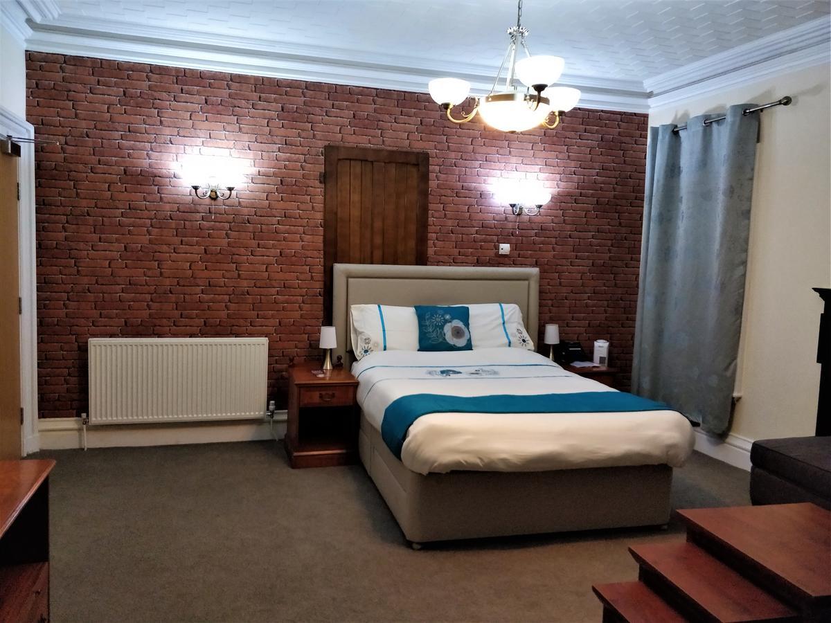 The Milverton Hotel Manchester Exterior photo